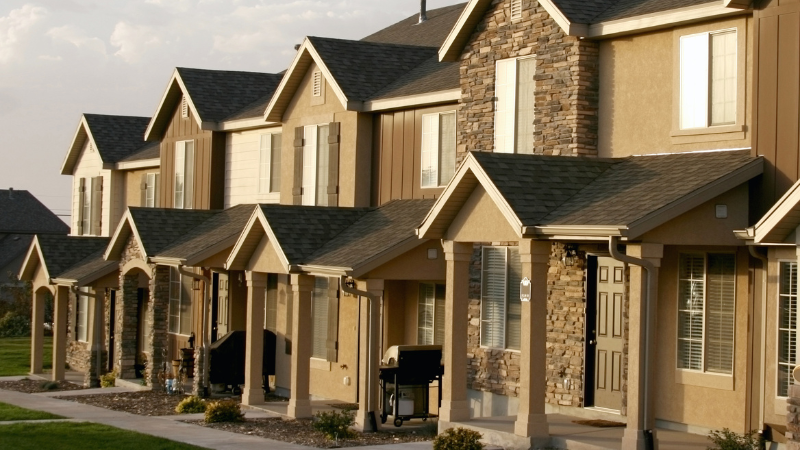 Buyers: Comparing Townhomes and Single-Family Homes in Metro Atlanta | JYB Realty